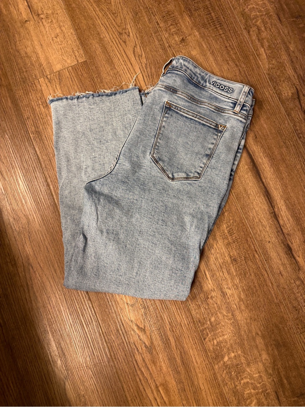 Vigoss “Stevie” cropped straight leg jeans size 30